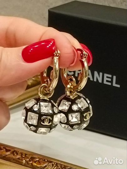 Серьги Chanel