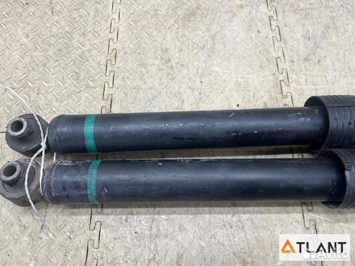 Амортизатор задний toyota prius