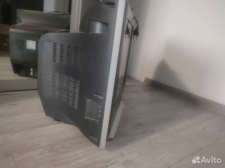 Телевизор samsung