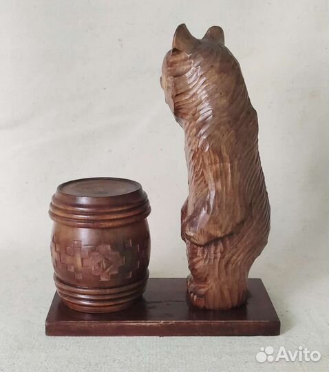 Медведь с бочонком СССР