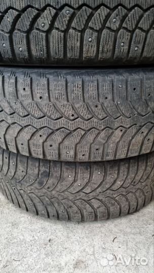 Bridgestone Blizzak Spike-01 185/60 R15 84