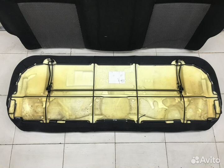 Сиденье заднее Polo (Sed RUS) 2011