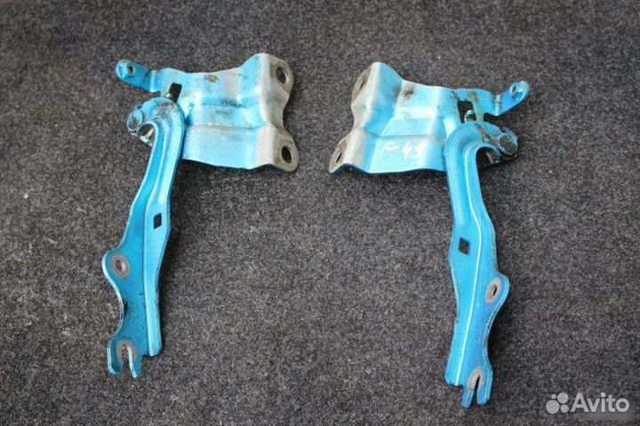 Петли капота Mazda 3 BL