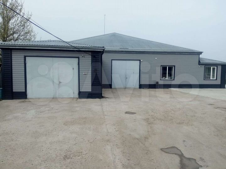 Здание, 523 м²