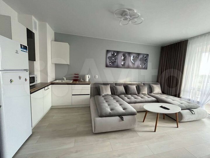 2-к. квартира, 42 м², 13/17 эт.