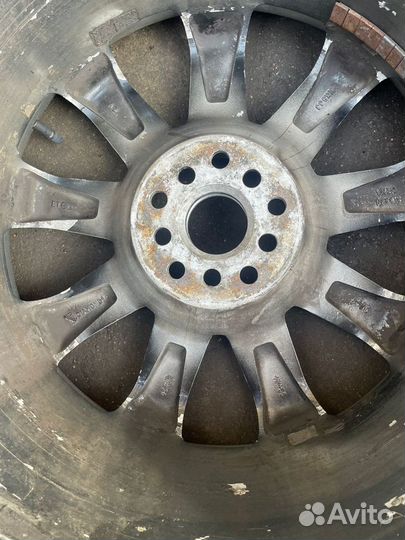 Диск колесный с резины 235/50 R18 VAG