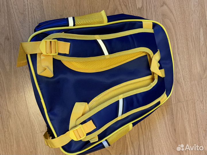 Рюкзак школьный новый