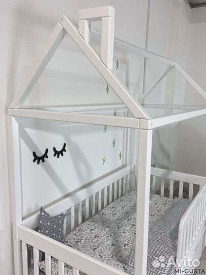 Кровать в виде домика для детей