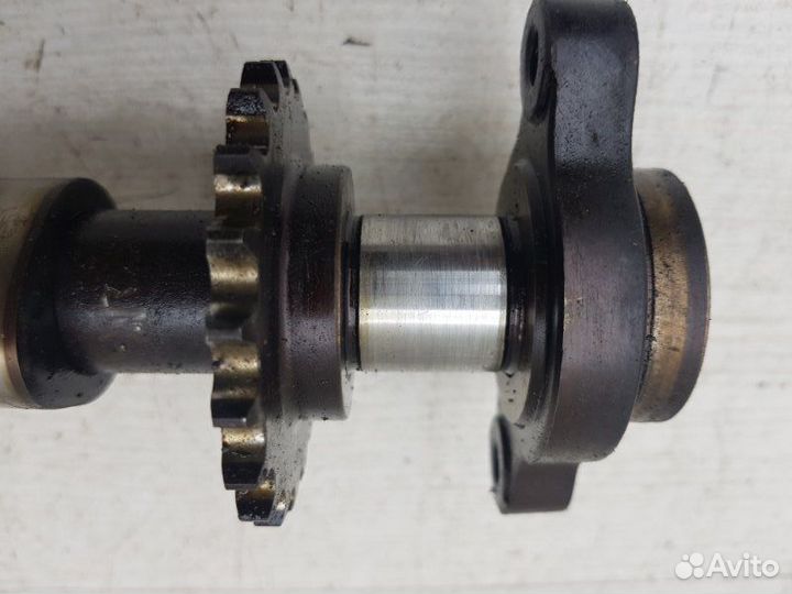 Распредвал впускной правый Chrysler Concorde 2 EER