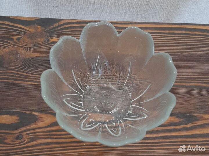 Вазочка (конфетница) цветок стекло СССР 1970-90 г