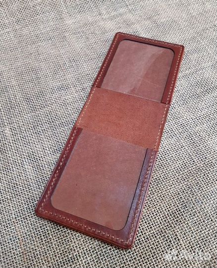 Обложка на удостоверение с символикой Минздрава РФ