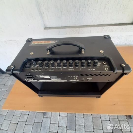 Комбоусилитель