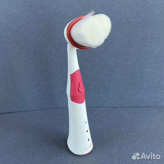Электрическая щетка для лица saem