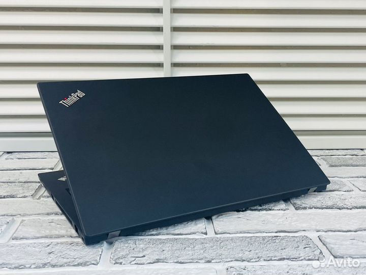 Lenovo ThinkPad T490