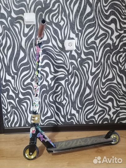 Трюковой самокат