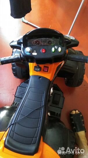 Детский электро квадроцикл бу