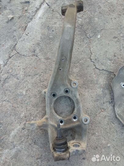 Рычаг правый на ауди ку 5