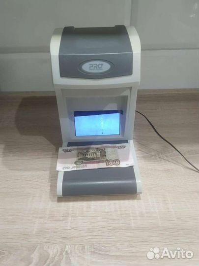 Детектор банкнот