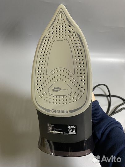 Паровой утюг