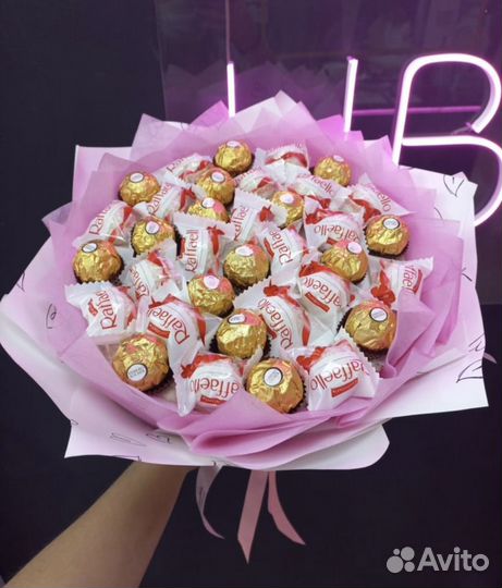 Сладкий букет из конфет рафаэлло ферерро