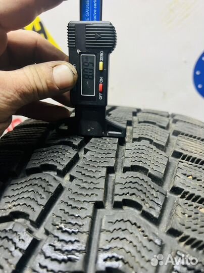 Pirelli Carrier Winter 225/45 R17