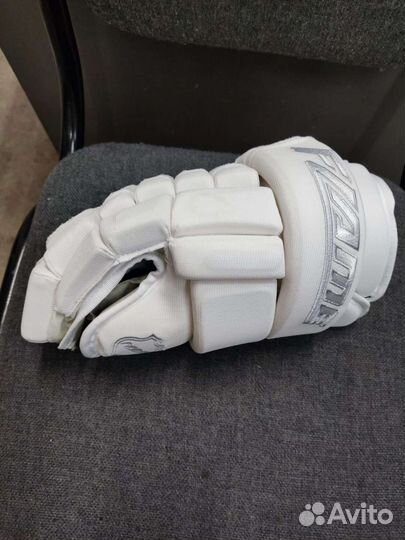 Краги хоккейные новые