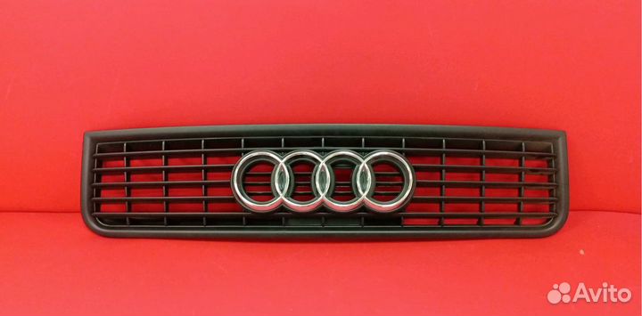 Решетка радиатора Audi A4 2001 - 2005