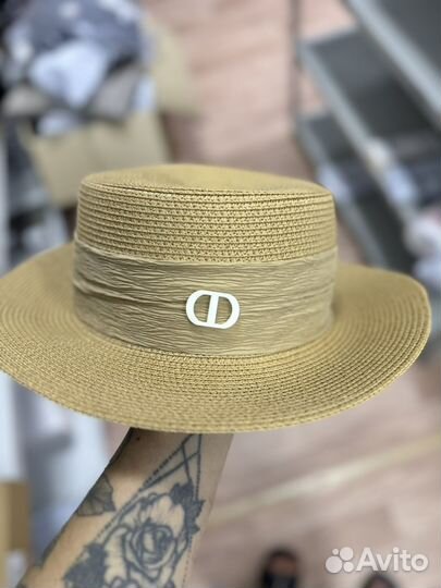 Шляпка женская