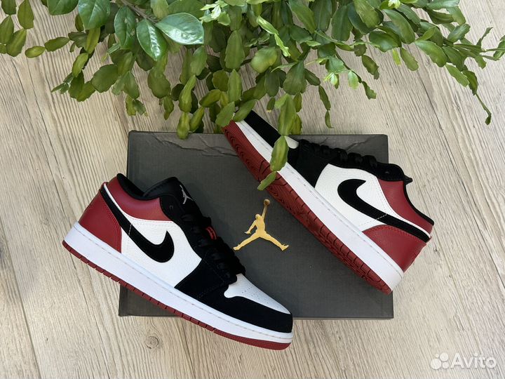 Nike Air Jordan 1 low Black Toe красно-черные ориг