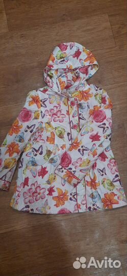 Ветровка для девочки