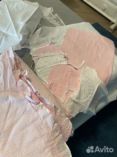 Комплект в кроватку и крестильный набор