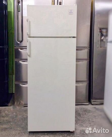 Холодильник бу Electrolux