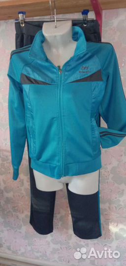 Спортивный костюм для девочки подростка