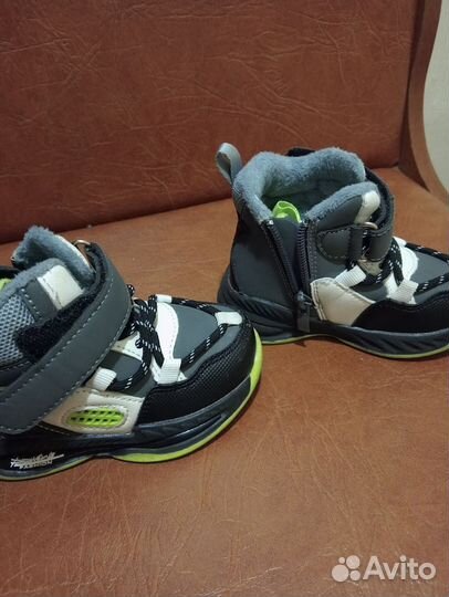 Ботинки для девочки