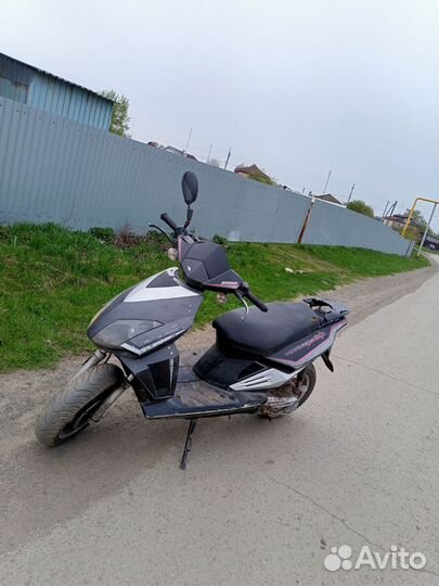 Продам скутер 65сс