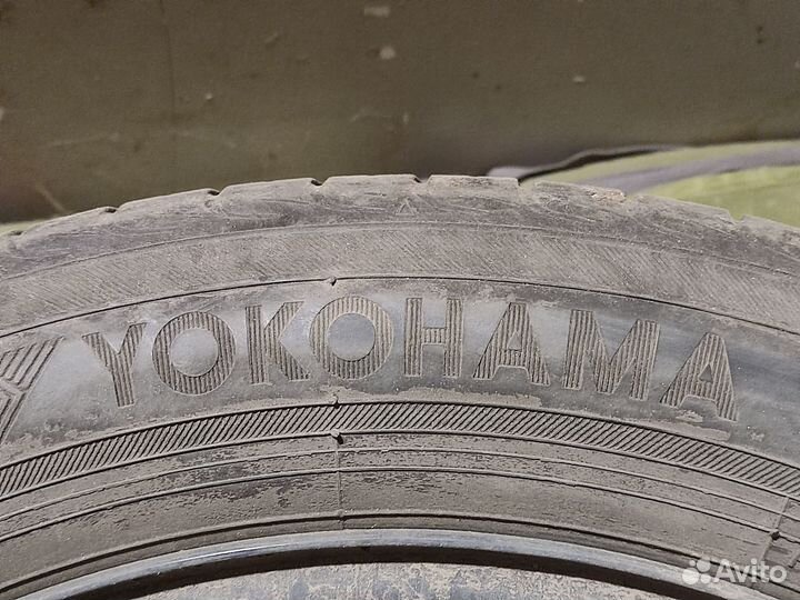 Yokohama BluEarth AE01 195/55 R16