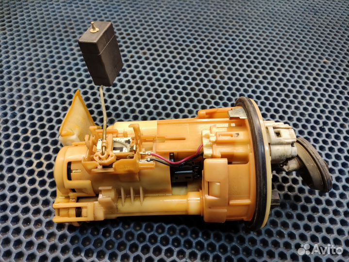 Бензонасос Toyota corolla fielder 1nz-fe