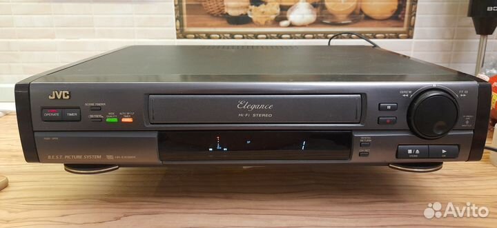 Видеомагнитофон JVC elegance