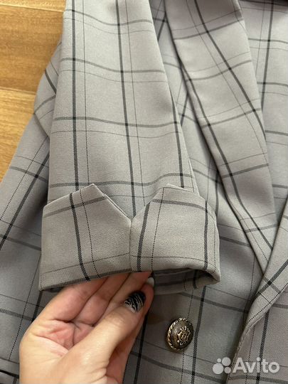 Брючный костюм женский