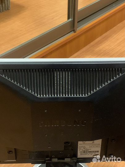 Монитор 60гц