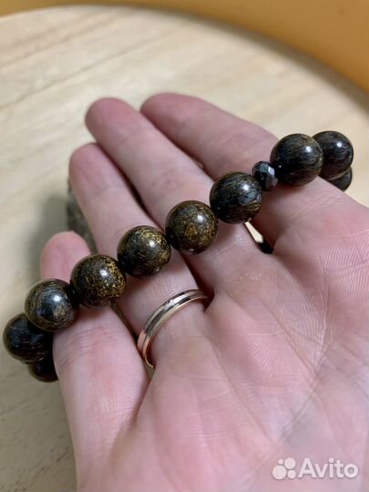 Браслет из натуральных камней