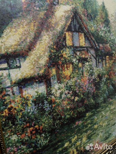 Картина вышитая крестом