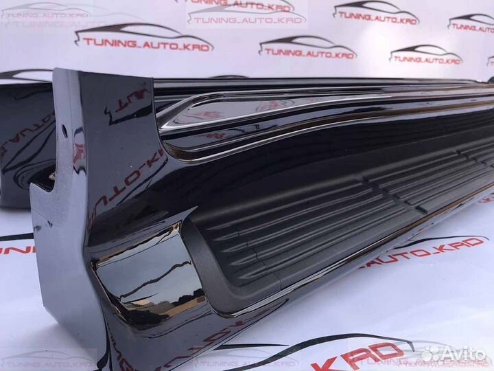 Подножки (пороги) Toyota Land Cruiser 200 I3586