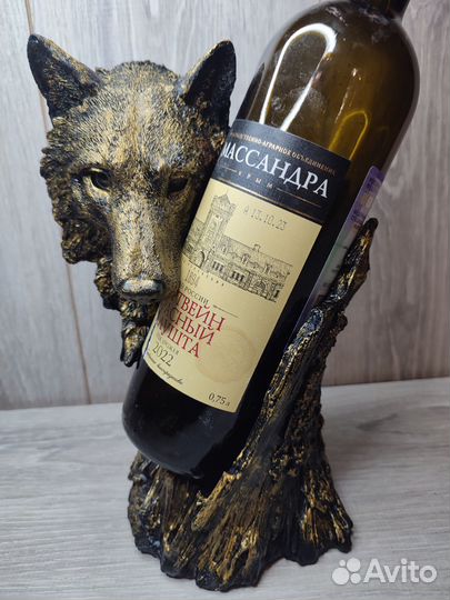 Подставка под бутылку вина