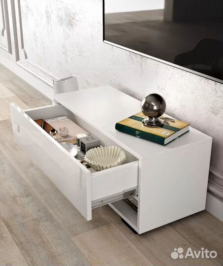 Тумба под телевизор