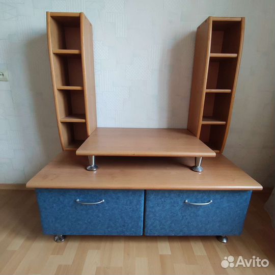 Тумба под телевизор