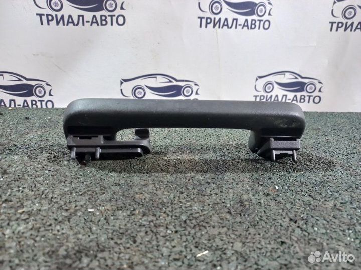 Ручка потолка Q7