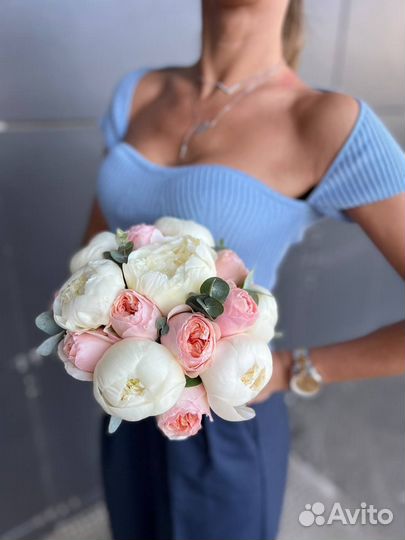 Доставка цветов и букетов / свадебный букет