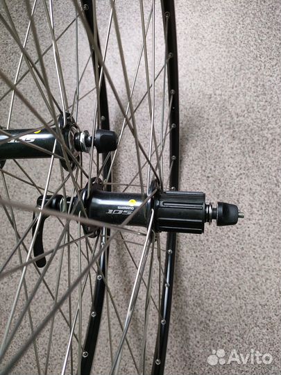 Шоссейные колеса 28