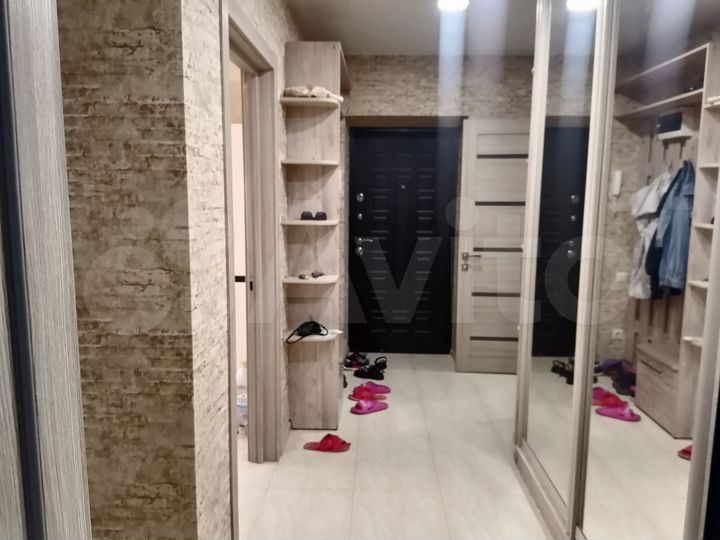 3-к. квартира, 60 м², 1/3 эт.